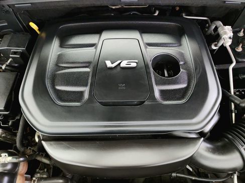 Used 2017 Jeep Grand Cherokee Limited w/ Luxury Group II AWD/4WD image 35