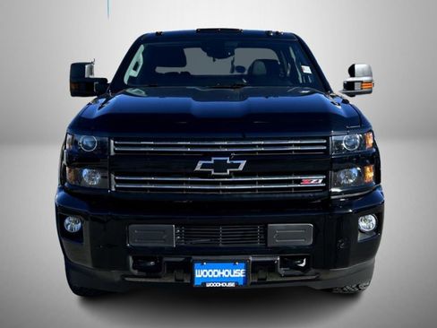 Used 2019 Chevrolet Silverado 2500 LTZ w/ Midnight Edition image 2