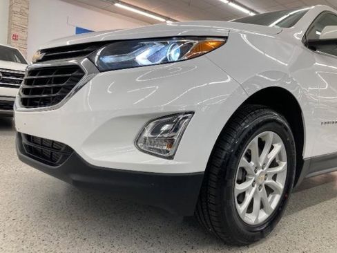 Used 2019 Chevrolet Equinox LT AWD/4WD image 38