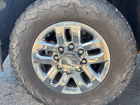 Used 2018 Chevrolet Silverado 3500 LTZ w/ Duramax Plus Package image 28