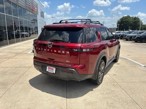 Used 2022 Nissan Pathfinder SV w/ Cargo Package FWD image 7