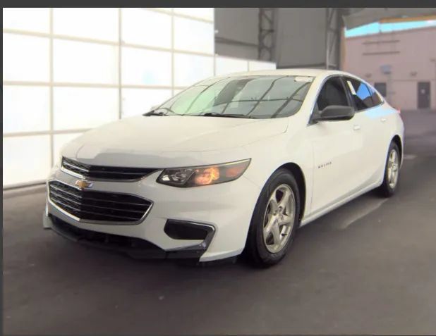 Used 2017 Chevrolet Malibu LS FWD image 1