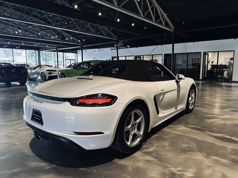 Used 2018 Porsche 718 Boxster RWD image 7