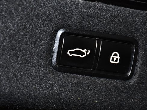 Used 2019 Genesis G90 5.0 Ultimate AWD/4WD image 55