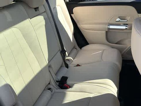 Certified 2025 Mercedes-Benz GLB 250 4MATIC image 34