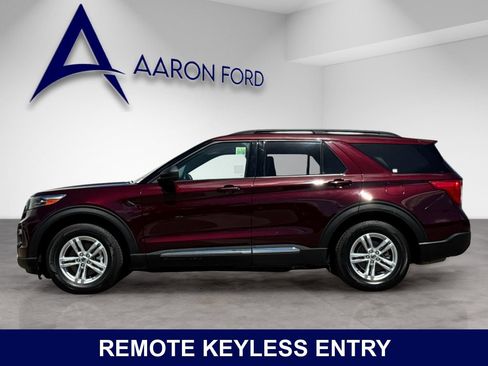 Used 2022 Ford Explorer XLT w/ Equipment Group 202A RWD image 3
