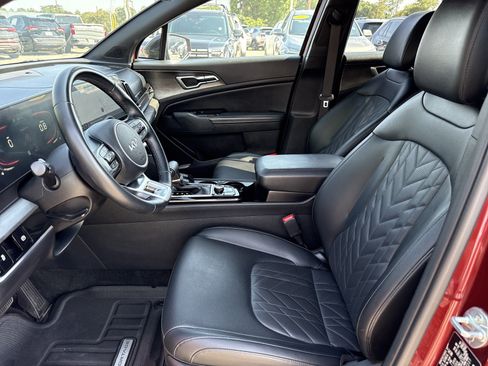 Used 2024 Kia Sportage X-Line w/ X-Line Premium Package AWD/4WD image 11
