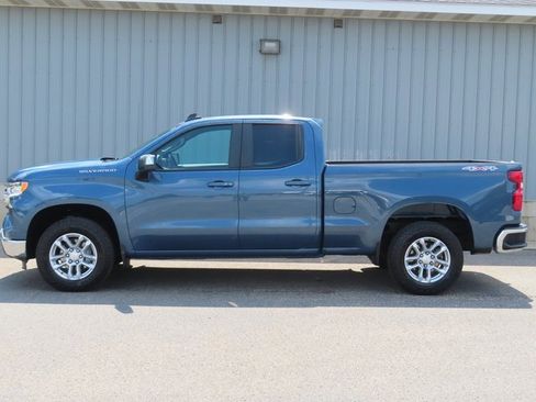 Used 2024 Chevrolet Silverado 1500 LT image 7