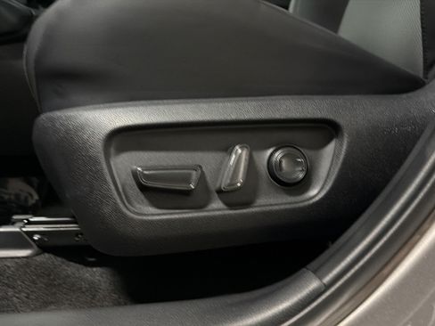 Used 2026 Toyota RAV4 XSE w/ Weather Package AWD/4WD image 15