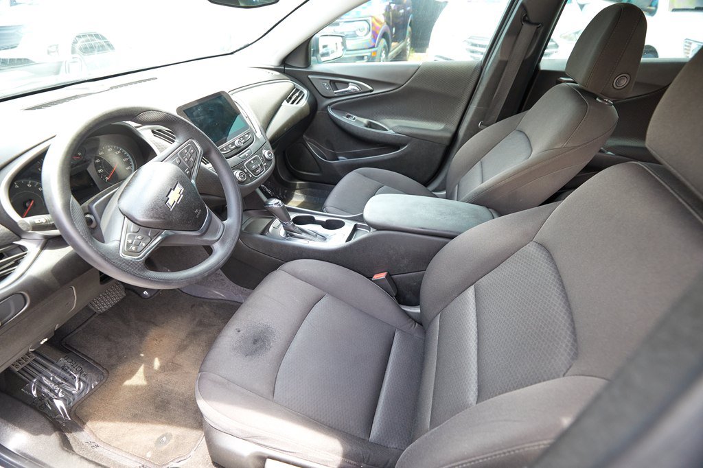Used 2019 Chevrolet Malibu LS FWD image 12
