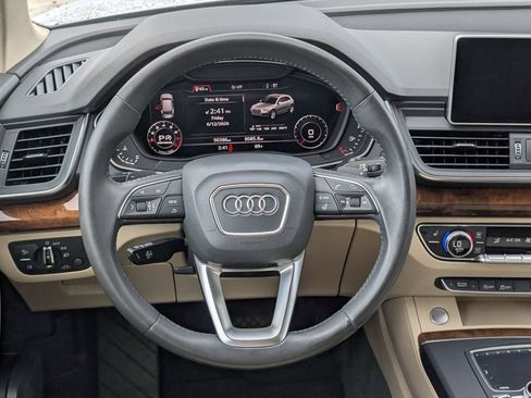 Used 2018 Audi Q5 2.0T Premium Plus w/ Premium Plus Package AWD/4WD image 17