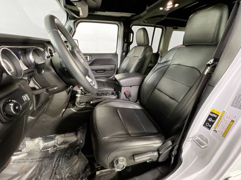 Used 2023 Jeep Wrangler Unlimited Sahara image 21