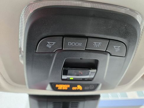 Used 2024 Toyota Corolla LE FWD image 30