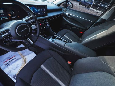 Used 2025 Hyundai Sonata SEL image 15