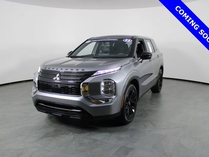 Used 2023 Mitsubishi Outlander SE Black Edition