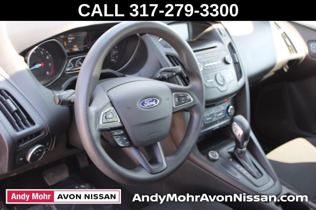 Used 2017 Ford Focus SE FWD image 16