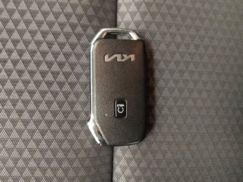 Used 2024 Kia Soul S image 32