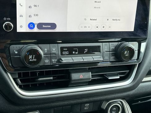 Used 2024 Toyota Grand Highlander XLE image 22