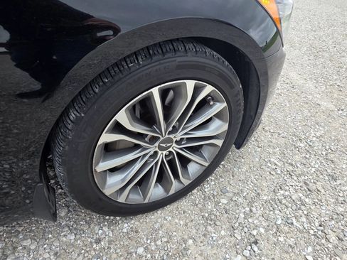 Used 2015 Hyundai Genesis 3.8 w/ Option Group 03 RWD image 29