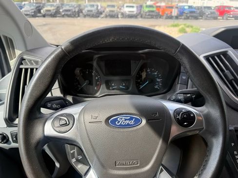 Used 2019 Ford Transit 150 XLT RWD image 27