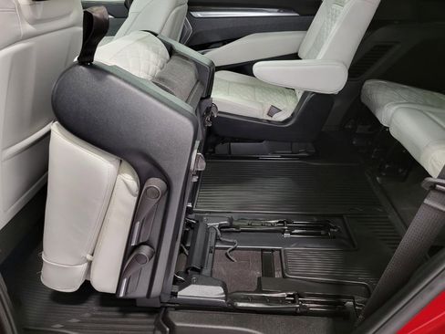 Certified 2026 Cadillac Escalade V w/ LPO, Floor Liner Package image 27