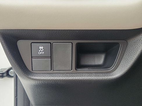 Certified 2023 Honda HR-V LX image 22