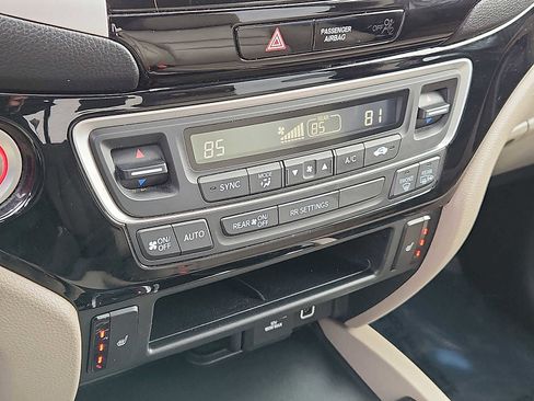 Used 2020 Honda Ridgeline RTL-E image 15