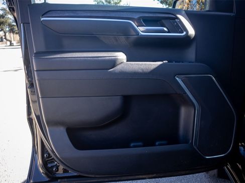 Used 2024 GMC Sierra 1500 Elevation image 21