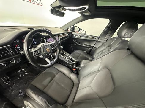 Used 2019 Porsche Macan AWD/4WD image 21