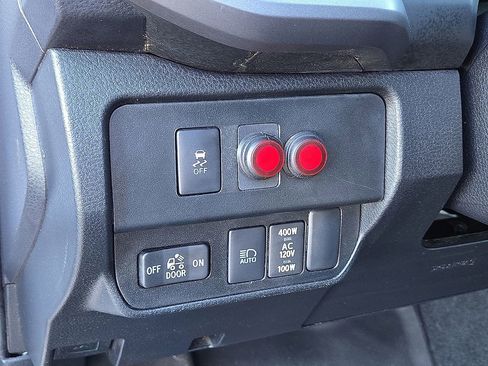 Used 2023 Toyota Tacoma TRD Off-Road image 21