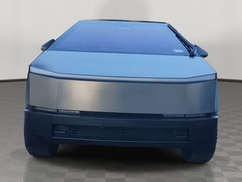 Used 2024 Tesla Cybertruck AWD Crew Cab image 2