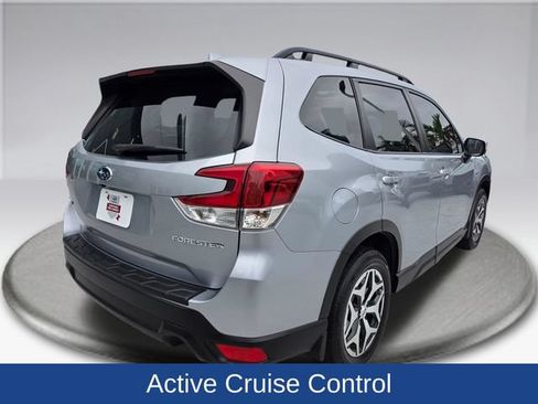 Certified 2023 Subaru Forester Premium AWD/4WD image 12