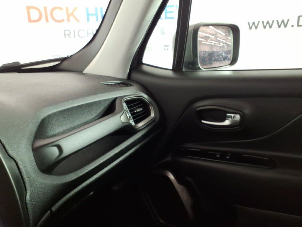 Used 2021 Jeep Renegade Limited AWD/4WD image 25
