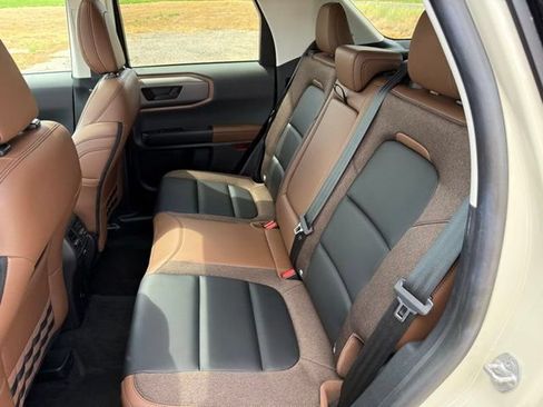 Used 2025 Ford Bronco Sport Outer Banks w/ Outer Banks Tech Package+ AWD/4WD image 29