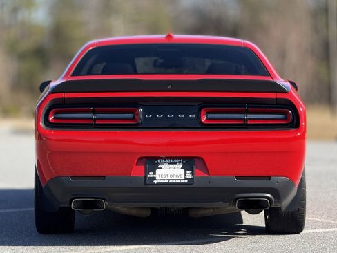 Used 2016 Dodge Challenger R/T Scat Pack image 5