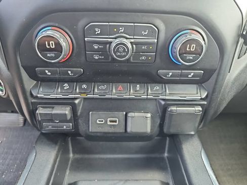 Used 2019 Chevrolet Silverado 1500 LT Trail Boss AWD/4WD image 26