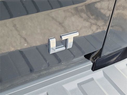 Used 2017 Chevrolet Silverado 1500 LT w/ LPO, Black Pack image 7