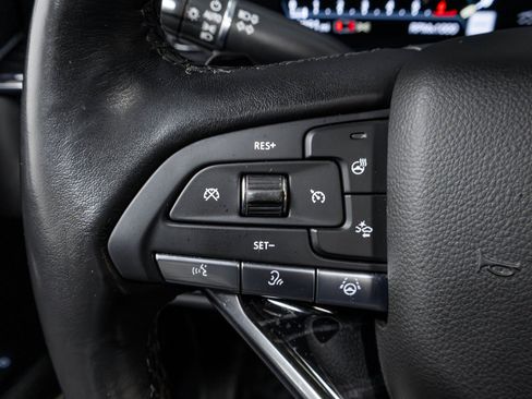 Used 2022 Cadillac Escalade Sport w/ Touring Package AWD/4WD image 58