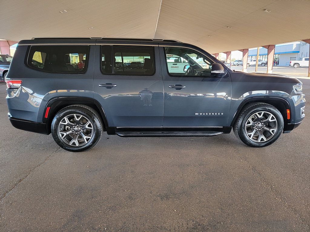 Used 2024 Jeep Wagoneer Series III AWD/4WD image 6