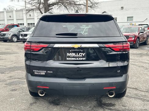 Used 2022 Chevrolet Traverse LT w/ LPO, Floor Liner Package image 4