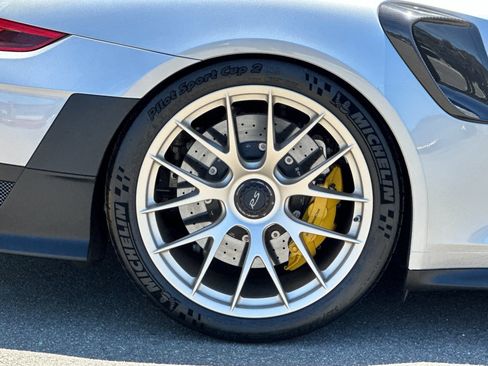 Used 2018 Porsche 911 GT2 RS RWD image 41