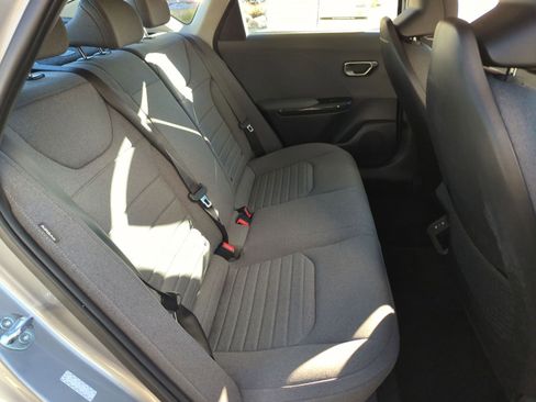 Used 2025 Kia K4 EX image 19