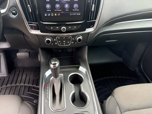 Used 2020 Chevrolet Traverse LT AWD/4WD image 27