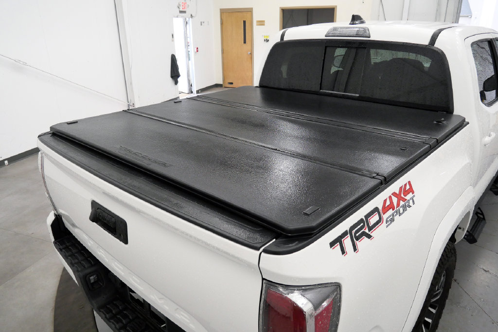 Used 2023 Toyota Tacoma TRD Sport AWD/4WD image 32