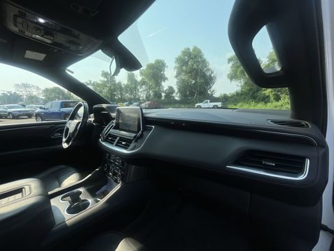 Used 2022 Chevrolet Tahoe RST w/ Sport Performance Package image 30