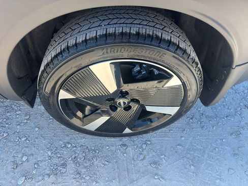 New 2026 Nissan Kicks SR w/ Cold Weather Package image 23