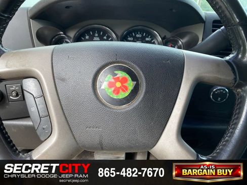 Used 2012 Chevrolet Silverado 1500 LT AWD/4WD image 16