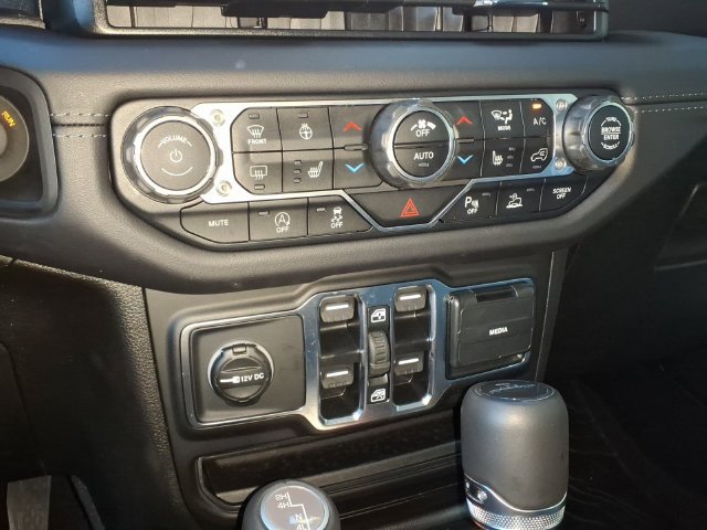 Certified 2025 Jeep Gladiator Sport w/ Premium Package AWD/4WD image 27