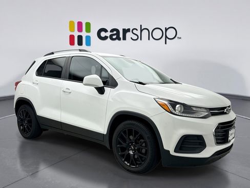 Used 2021 Chevrolet Trax LT w/ Sport Edition FWD image 7