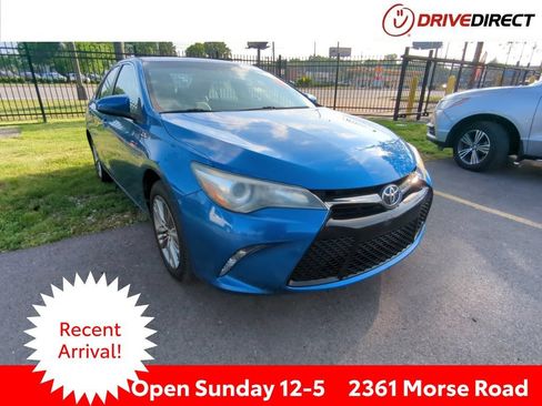 Used 2017 Toyota Camry LE FWD image 1